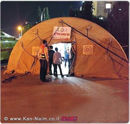 מרפאה זמנית של צוותי מגן דוד אדום לטיפול בנפגעים בהילולת הרשבי במירון מרפאה זמנית של צוותי מגן דוד אדום לטיפול בנפגעים בהילולת הרשבי במירון