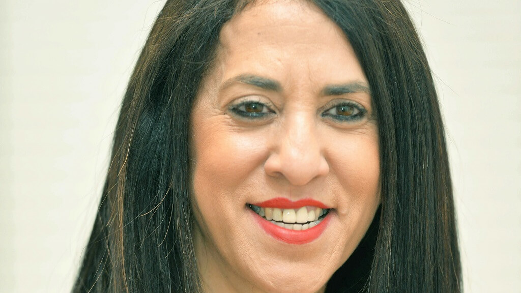 מנהלת יחידת השיווק והדוברות בבורסה, הגברת אורנה גורן על אתר עם פתרונות דיגיטליים לניהול קשרי משקיעים מנהלת יחידת השיווק והדוברות בבורסה, הגברת אורנה גורן על אתר עם פתרונות דיגיטליים לניהול קשרי משקיעים