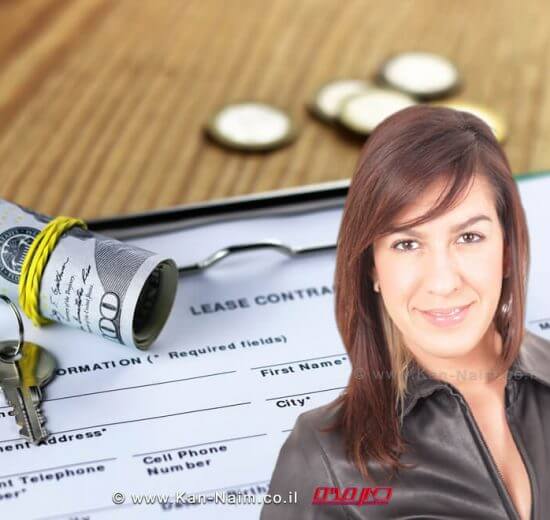 עורכת דין מיכל נבון, העוסקת בעסקאות מקרקעין, ברקע: הסכם רכישת דירה | עיבוד צילום: שולי סונגו ©