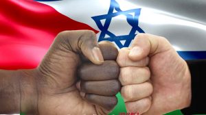 ביצת קולומבוס | העולם הזה על פי אורי אבנרי, רקע: דגלי ישראל פלסטין | עיבוד צילום: שולי סונגו ©