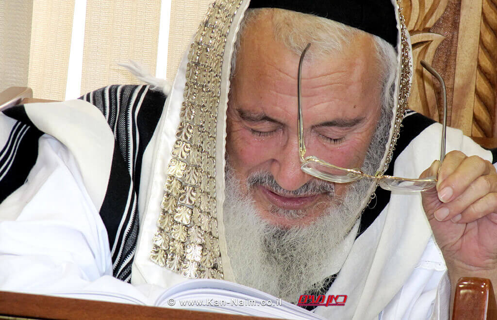מורנו ורבנו הגאון רבי שמעון ביטון שיחיה לאורך ימים טובים אמן, רבה של חדרה וראש ישיבת "אור יוסף" מורנו ורבנו הגאון רבי שמעון ביטון שיחיה לאורך ימים טובים אמן, רבה של חדרה וראש ישיבת "אור יוסף"