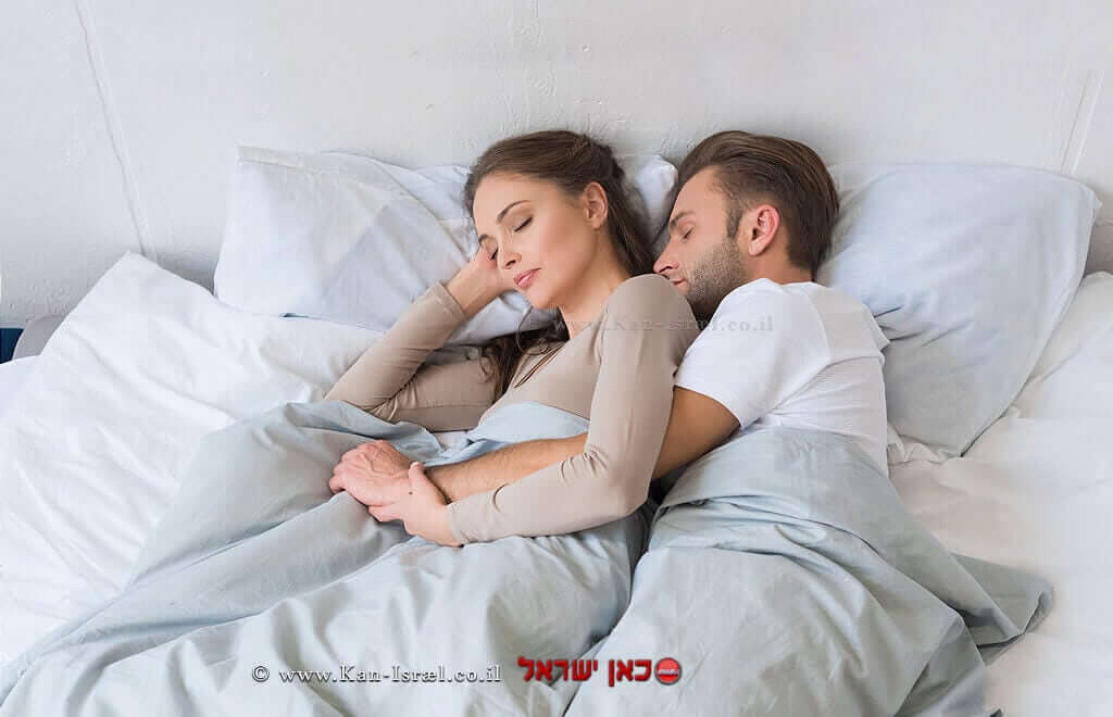 זוגיות עם בן זוג המשרת בקבע הגורם לירידה באיכות השינה | עיבוד צילום: שולי סונגו © איכות השינה של האישה עם בן זוגה | עיבוד צילום: שולי סונגו ©