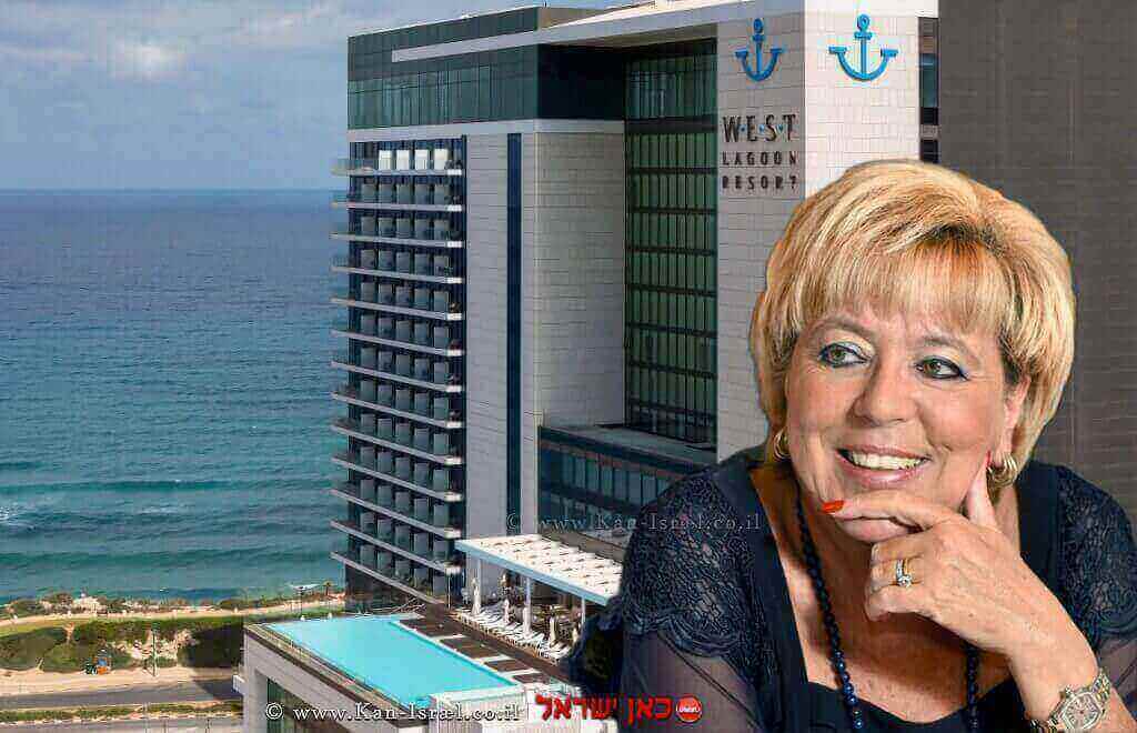 ראש עיריית נתניה הגב' מרים פיירברג-איכר ברקע: בית מלון ווסט לגון ראש עיריית נתניה הגב' מרים פיירברג-איכר על רקע: בית מלון ווסט לגון | עיבוד: שולי סונגו ©