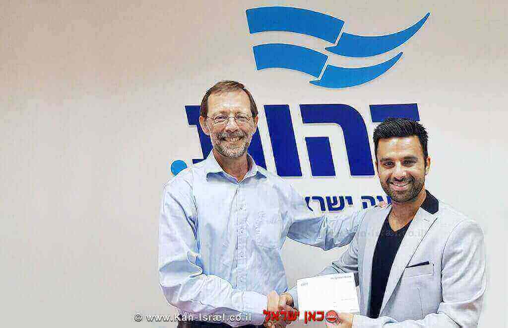 יוסף חדאד בעת הצטרפותו ל'מפלגת זהות' בראשות משה פייגלין