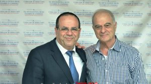 נשיא איגוד לשכות המסחר עורך דין אוריאל לין עם שר התקשורת מר איוב קרא