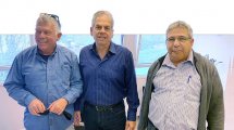 מימין: יושב ראש החברה פיתוח הגליל, מר אורי דורמן, ראש מועצה אזורית הגליל העליון, מר גיורא זלץ ומנכל רשות המים מר גיורא שחם | עיבוד צילום: שולי סונגו