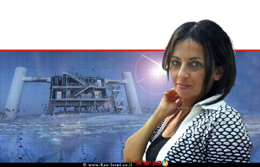 פרופ' דפנה גואטה חוקרת בינלאומית בתחום הפיזיקה באוניברסיטת אריאל | ברקע: מעבדת IceCube, עם הדמיית מקור שטף חלקיקי ה"נייטרינו" וגילויים מתחת לפני הקרח | צילום:IcecubeNSF | עיבוד צילום: שולי סונגו © פרופ' דפנה גואטה חוקרת בינלאומית בתחום הפיזיקה באוניברסיטת אריאל | ברקע: מעבדת IceCube, עם הדמיית מקור שטף חלקיקי ה"נייטרינו" וגילויים מתחת לפני הקרח | צילום:IcecubeNSF | עיבוד צילום: שולי סונגו ©