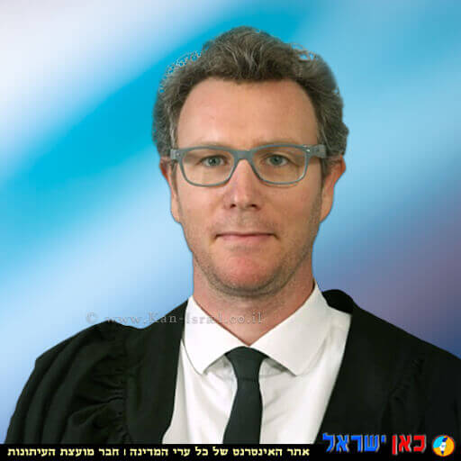 כב' השופט ירון גת, בית משפט השלום תל-אביב | עיבוד צילום: שולי סונגו © כב' השופט ירון גת, בית משפט השלום תל-אביב | עיבוד צילום: שולי סונגו ©