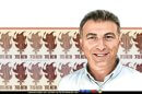 המפקח על הבנקים, מר דניאל חחיאשוילי, ברקע: לוגו "מלחמת חרבות" | צילום: דוברות בנק ישראל | עיבוד: Photolab | עיבוד צילום: שולי סונגו ©