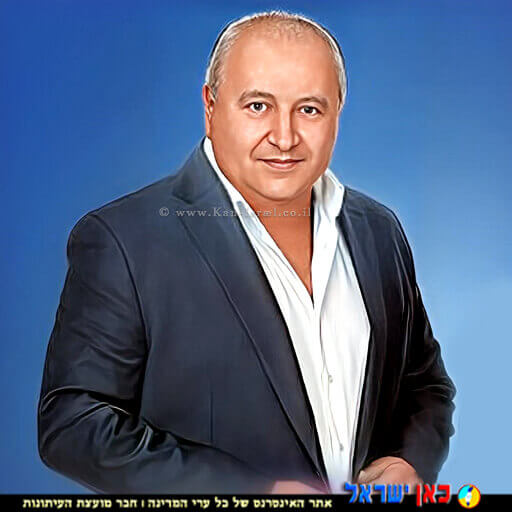 רומן גישר, חבר מועצה וסגן ראש העיר חדרה מטעם ישראל ביתנו | עיבוד: Photolab | עיבוד צילום: שולי סונגו © רומן גישר, חבר מועצה וסגן ראש העיר חדרה מטעם ישראל ביתנו | עיבוד: Photolab | עיבוד צילום: שולי סונגו ©