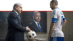 כדורגלן בצד תמונת ראש הממשלה, בנימין נתניהו, כאילו ב"שיח בין שווים בנושאי מדיניות" | הדמיה | צילום: בינה מלאכותית, 123rf-com | עיבוד: Photolab | עיבוד צילום: שולי סונגו ©