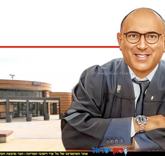 עורך הדין אורי ישראל פז, ברקע: מסעדת “סשה” בספורטק רעננה | צילום: רמי זרנגר, אסף חפץ | עיבוד: Photolab | עיבוד צילום: שולי סונגו ©