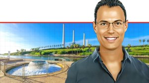 יו"ר ועדת איכות הסביבה, חבר מועצת העיר חדרה, מר רון שגן, ברקע: נחל חדרה, צילום: עיריית חדרה | עיבוד: Photolab | עיבוד צילום: שולי סונגו©