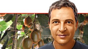 ישי גולני יו"ר שולחן הקיווי במועצת הצמחים ברקע: קיווי מסוג היווארד, צילום מועצת הצמחים | עיבוד: Photolab עיבוד צילום: משה נעים©