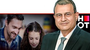 קובי זריהן, הממונה על הרשות להגנת הצרכן ולסחר הוגן ברקע פרסום של חברת "הוט נט שירותי אינטרנט | עיבוד: Photolab שולי סונגו ©