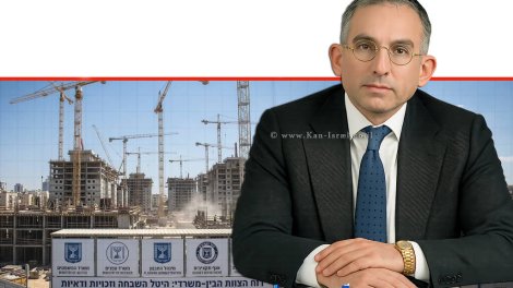 מנכ"ל משרד הפנים, ישראל אוזן, פרסם דו"ח הביניים להגביר הוודאות הכלכלית והתכנונית בענף הנדל"ן בניינים בארץ ישראל | עיבוד: Gemini Google | עיצוב: שולי סונגו©
