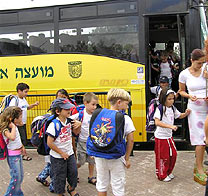 המועצה עמק חפר תממן מתקני בטיחות ברכבי ההסעות לתלמידים