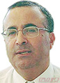 להיות עם ג’וב בעירייה או לא להיות פוליטקאי