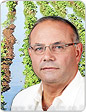 מנכ