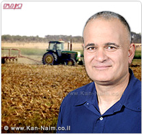 מזכ