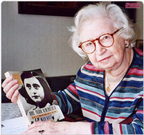 מיפ חיס (Miep Gies), חסידת אומות העולם, ששמרה על יומנה של אנה פרנק, הלכה לעולמה
