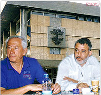 המשטרה פשטה על בניין עיריית חדרה