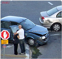 נתניה: מאבקם תושבי קרית השרון הצליח; יוקמו 3 כיכרות בקריה להקטנת תאונות הדרכים